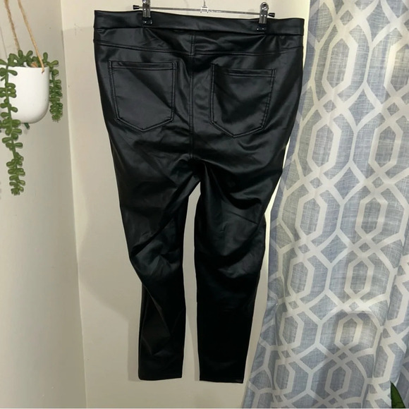 Fashion Nova My Pleasure Faux Leather Pants - Black - Picture 6 of 9